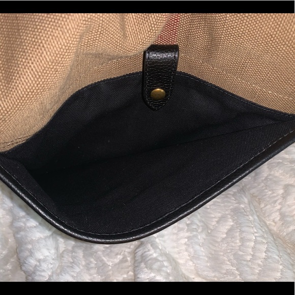 CANVAS CHECK BAILDON CAMERA BAG - Picture 8 of 12